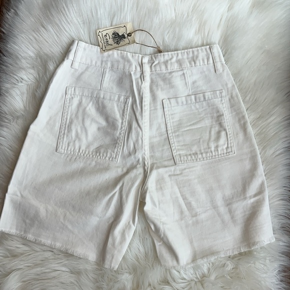 🆕 EASEL Love Stitch White Denim Patchwork Frayed Edge Shorts Cotton Size Small - Picture 5 of 13
